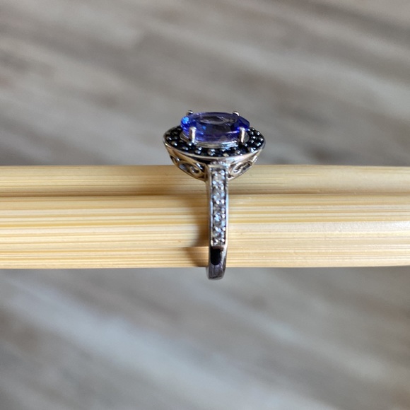 Tanzanite, zircon and onyx ring! - Picture 3 of 5